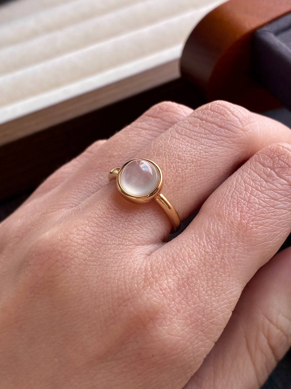 18K Glowy Minimalist Bubble Ring in Yellow Gold