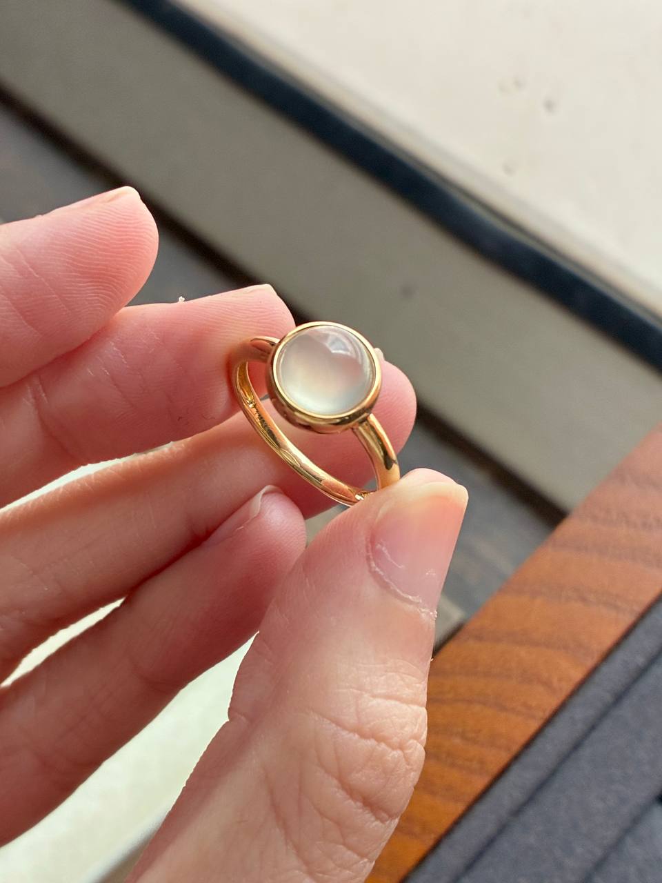 18K Glowy Minimalist Bubble Ring in Yellow Gold