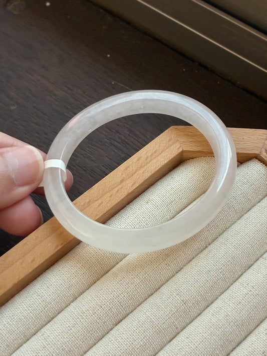 52.0mm Icy Snow White Oval (Premium!)