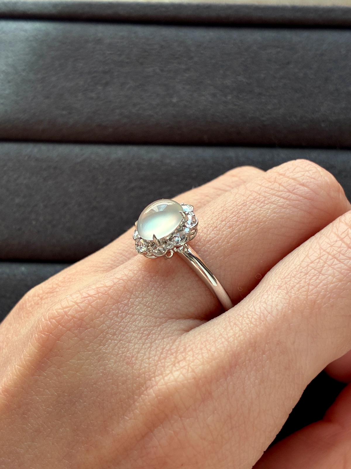 18K Whispering Bloom Ring (Icy Variety)