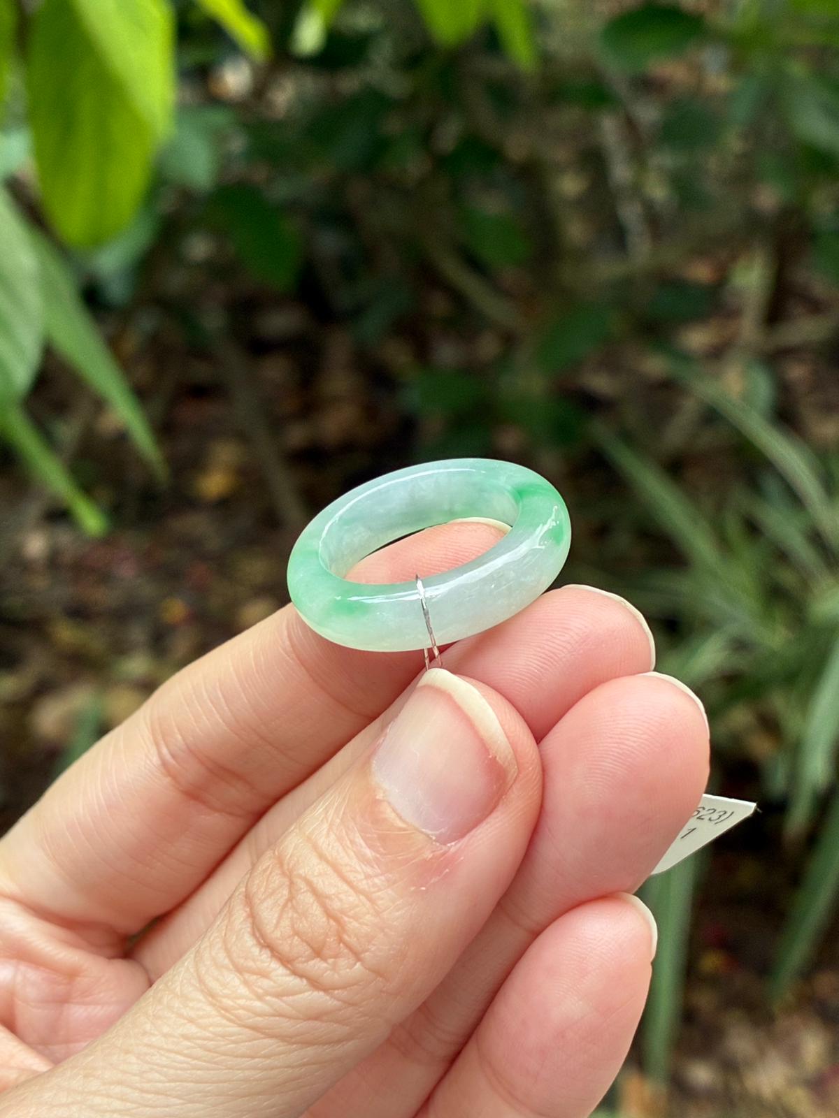17.8mm Icy Moss on Snow Abacus Ring (Rare!)