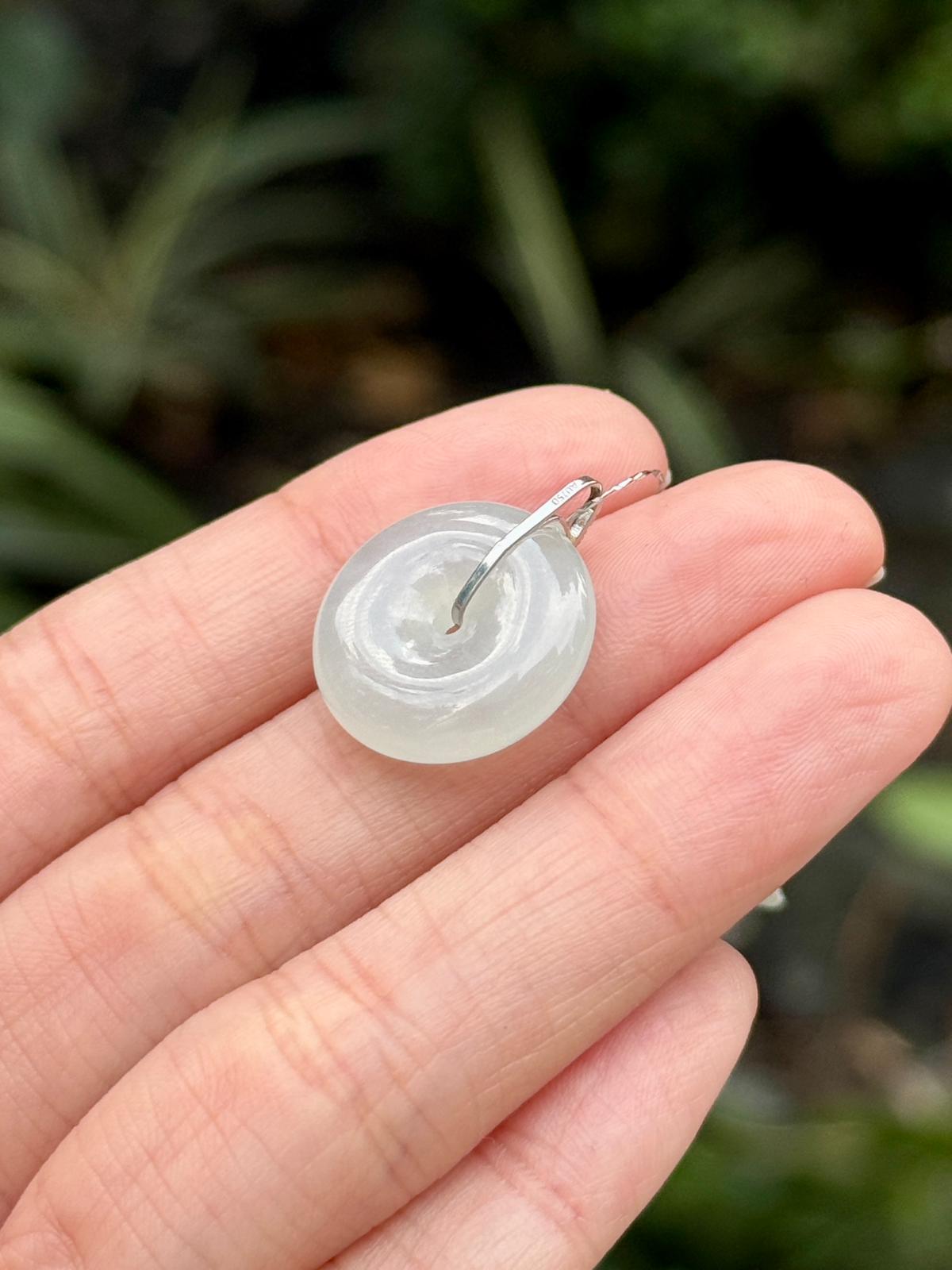 18K Icy Coloress Donut Classic Pendant