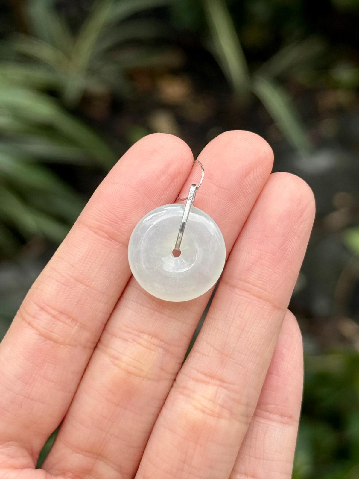 18K Icy Coloress Donut Classic Pendant