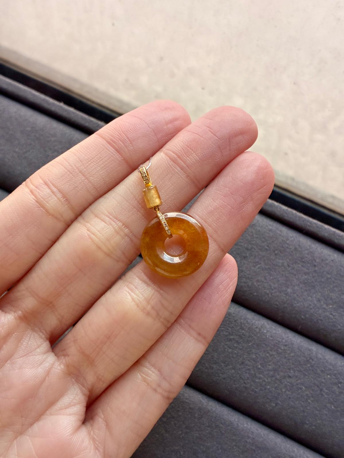 18K Icy Caramel Red Jadeite Donut Pendant
