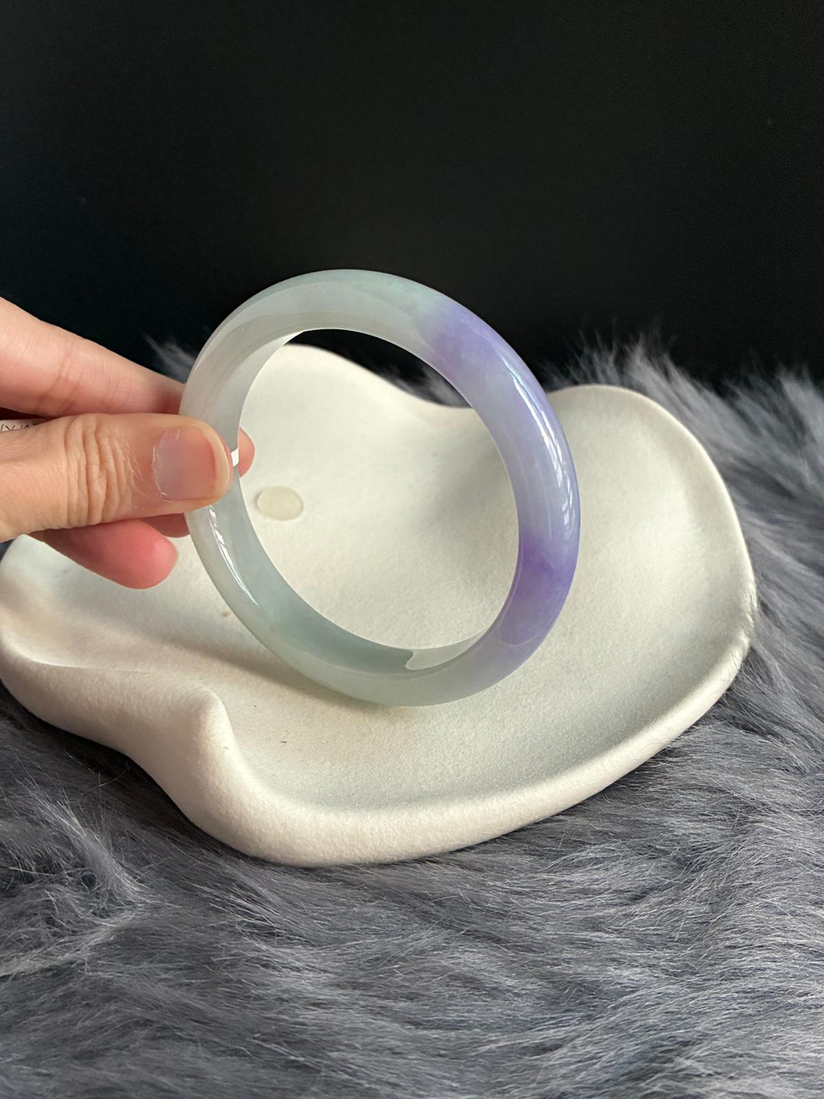 60.7mm Vivid Royal Violet with Light Mint