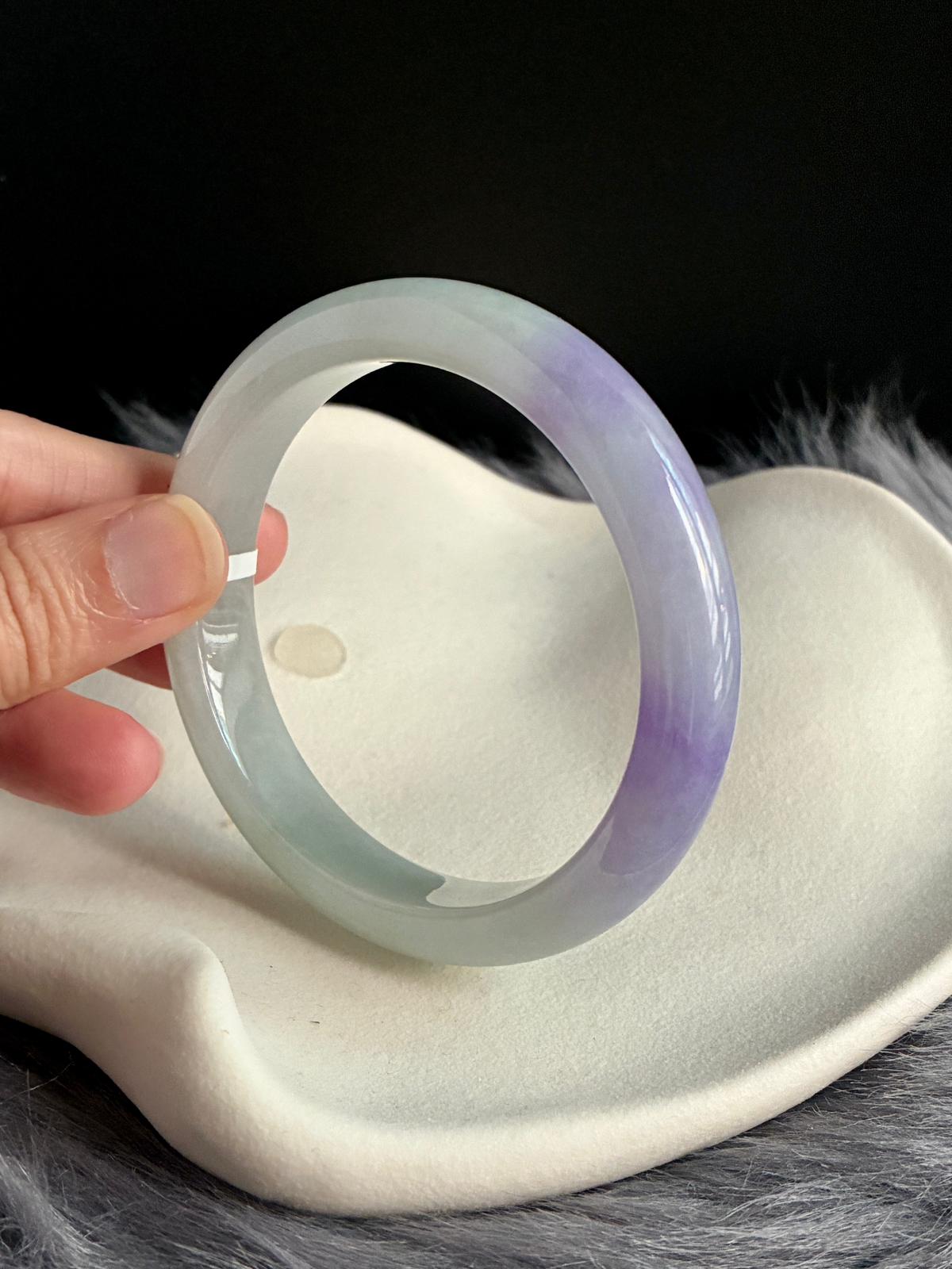 60.7mm Vivid Royal Violet with Light Mint