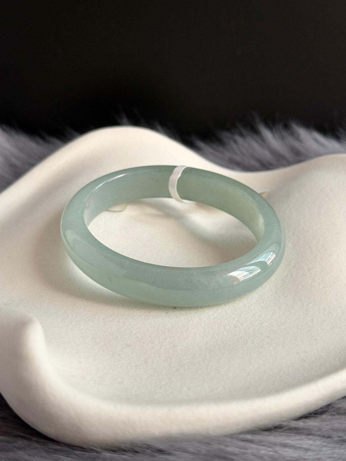 55mm Icy Blue Water Teal (Oval)