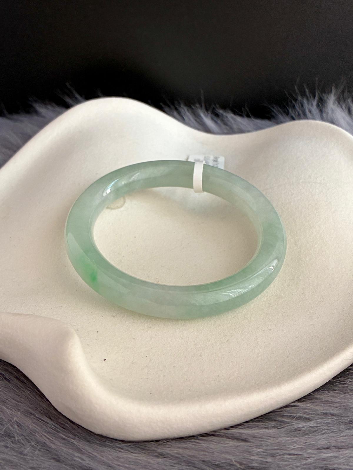 53.6mm Icy Light Apple Green with Sunshine