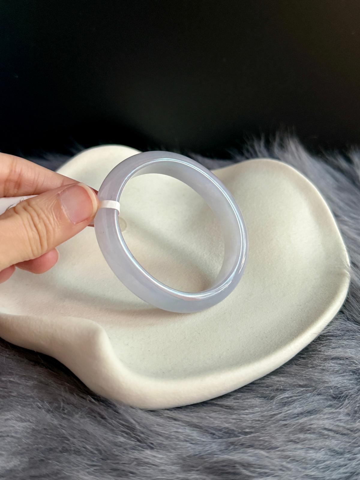 52.3mm Icy Lilac Lavender Oval (Rare!)