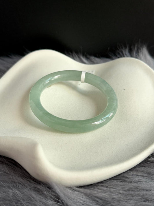 53.7mm Icy Sweet Apple Green