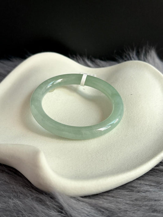 53.7mm Icy Sweet Apple Green