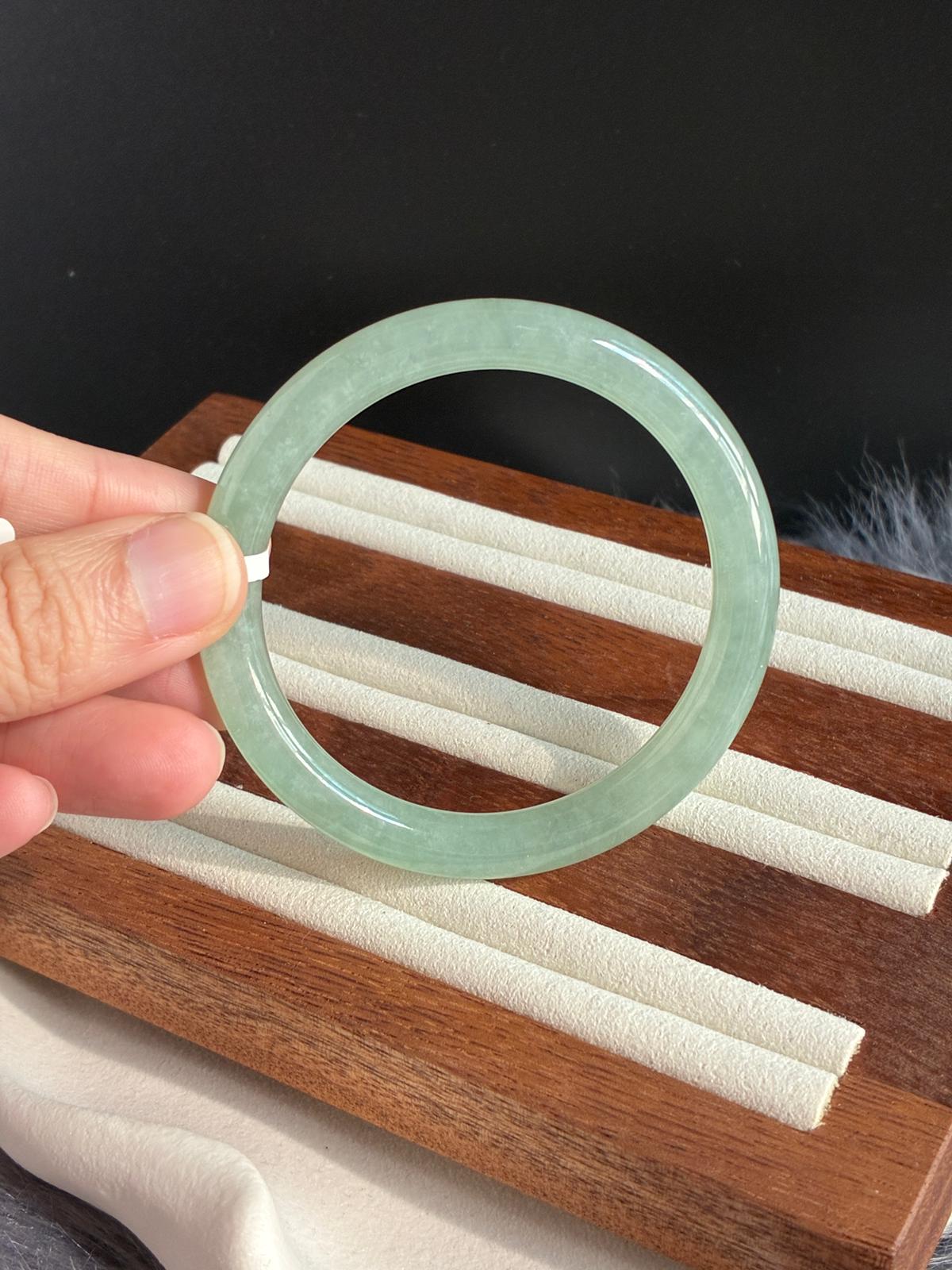 54.0mm Icy Vivid Apple Green