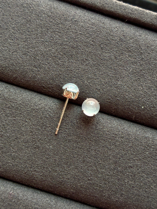 18K Glowy Cabochon Studs (5mm)