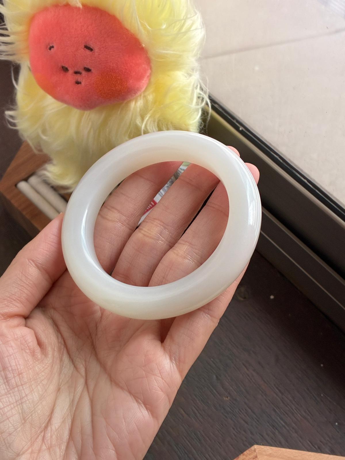 54.5mm Nephrite Jade Mutton Fat White