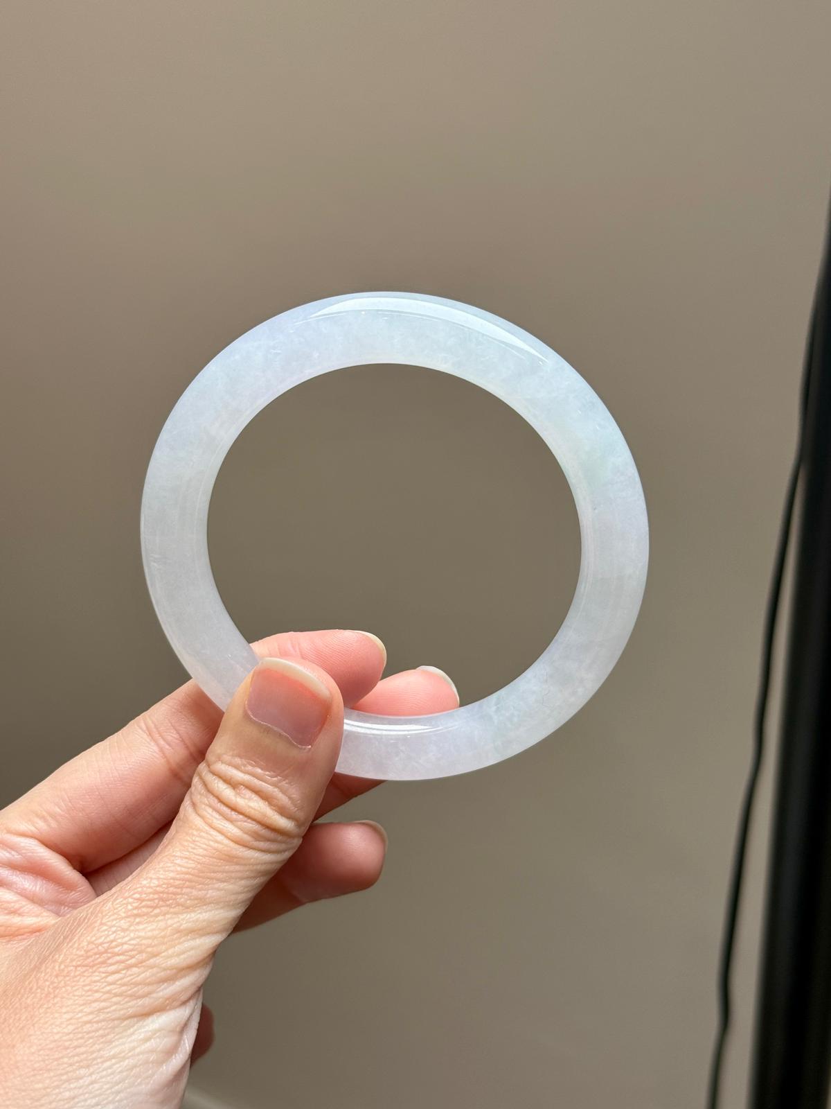 57.4mm Icy Near Colorless (Thick Cut!)