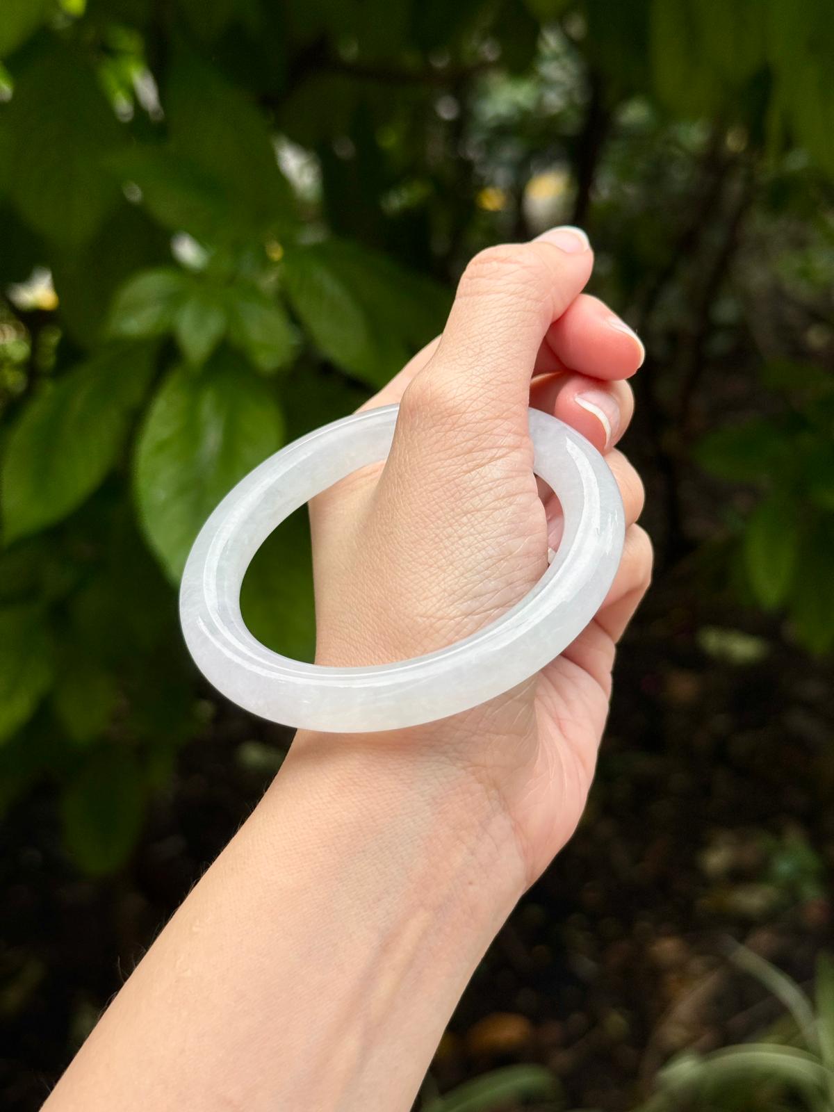 57.4mm Icy Near Colorless (Thick Cut!)