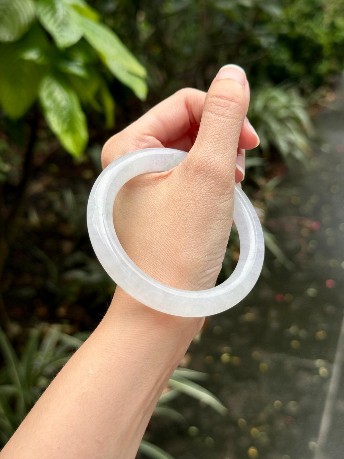 57.4mm Icy Near Colorless (Thick Cut!)