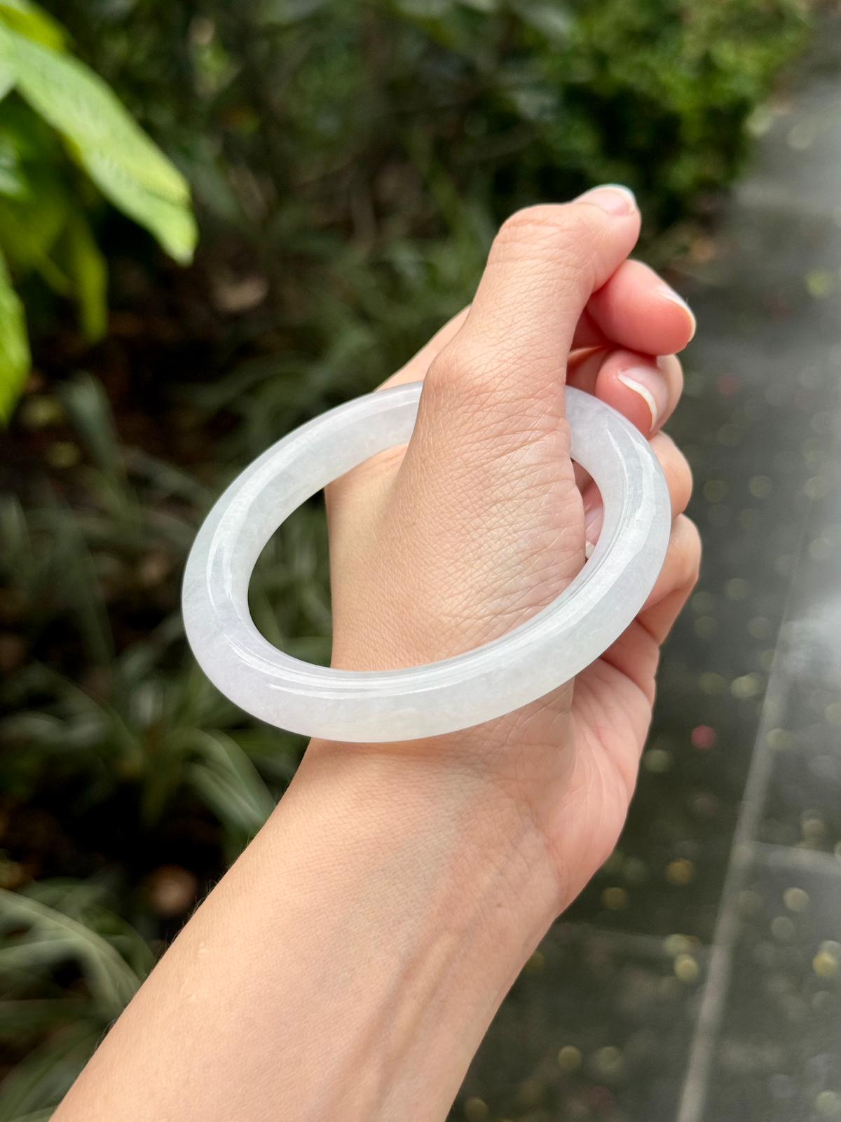 57.4mm Icy Near Colorless (Thick Cut!)