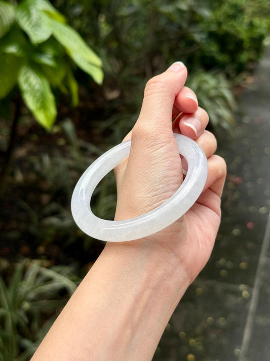 57.4mm Icy Near Colorless (Thick Cut!)