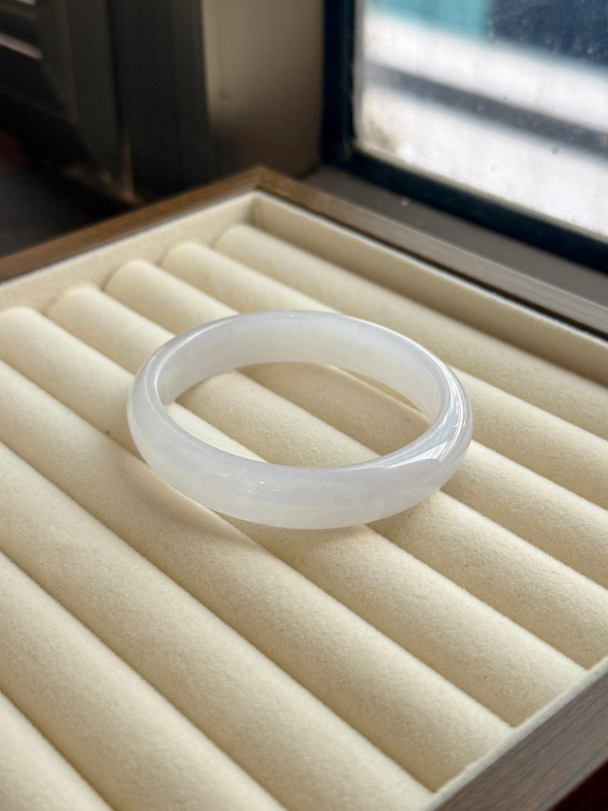 53.0mm Icy Jelly Pure White (Oval)