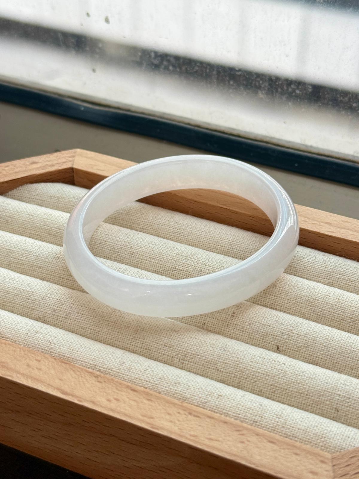 53.0mm Icy Jelly Pure White (Oval)