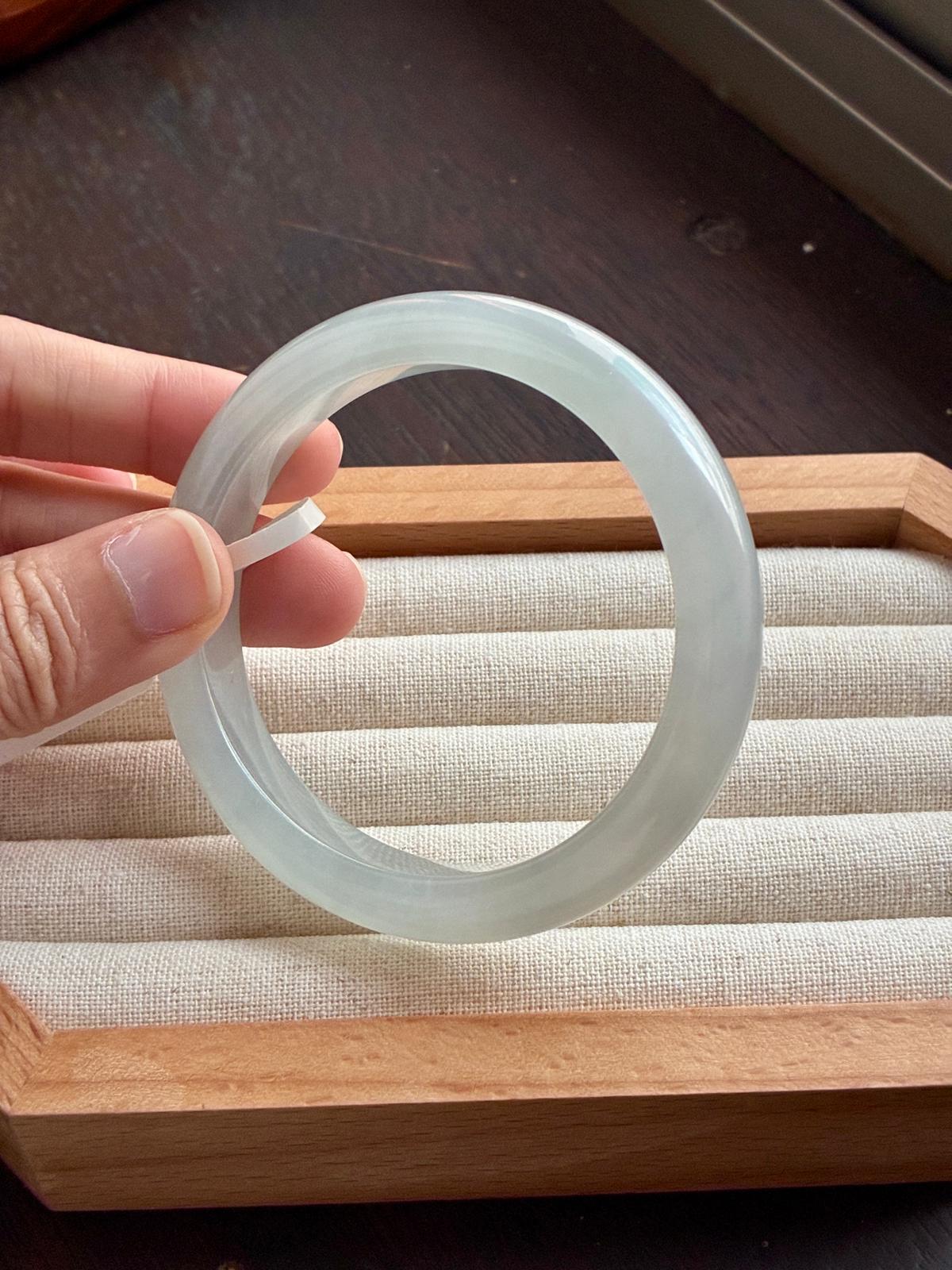 56.5mm Glowy Faint Blue (Premium!)