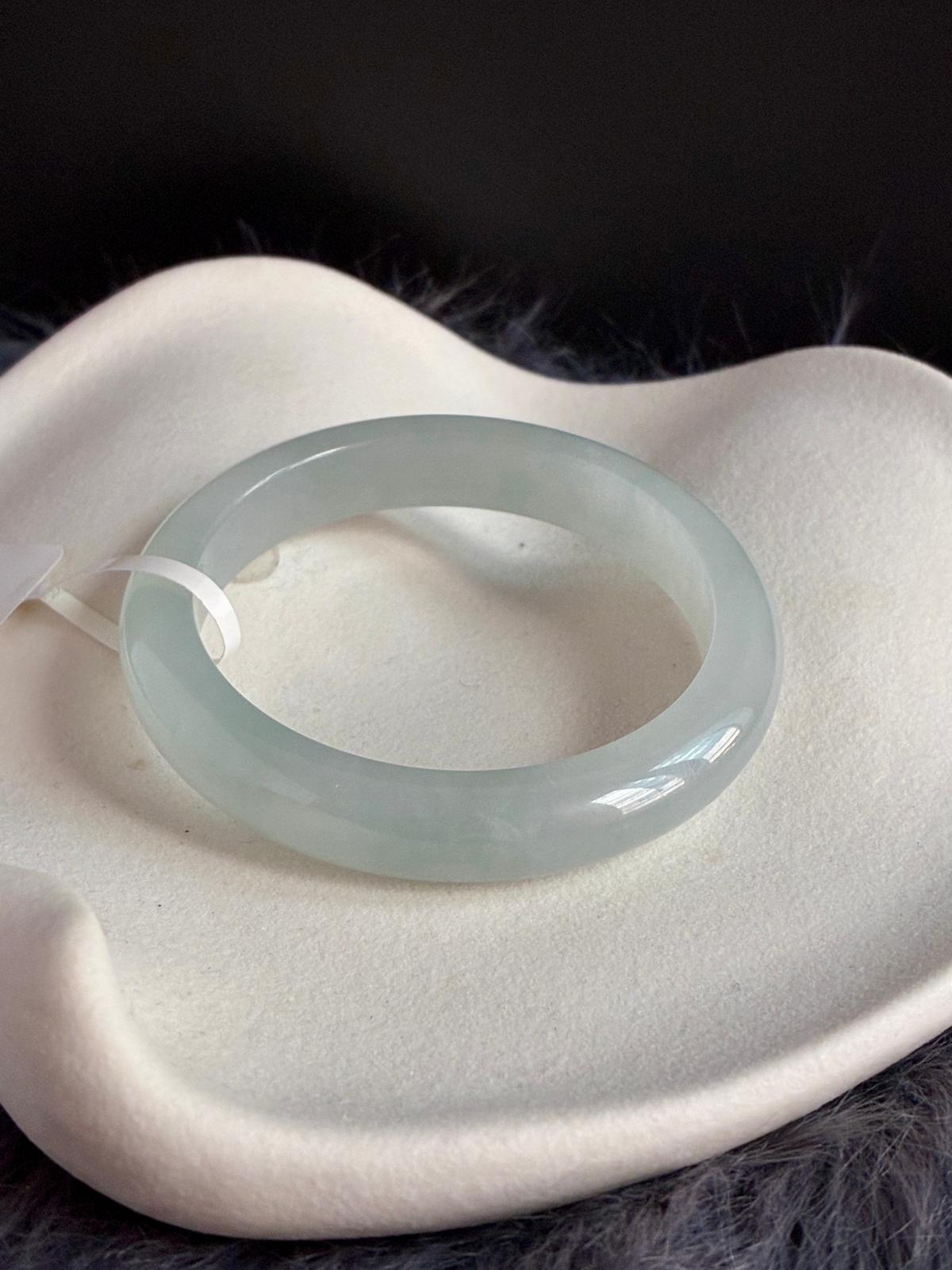 56.5mm Glowy Faint Blue (Premium!)