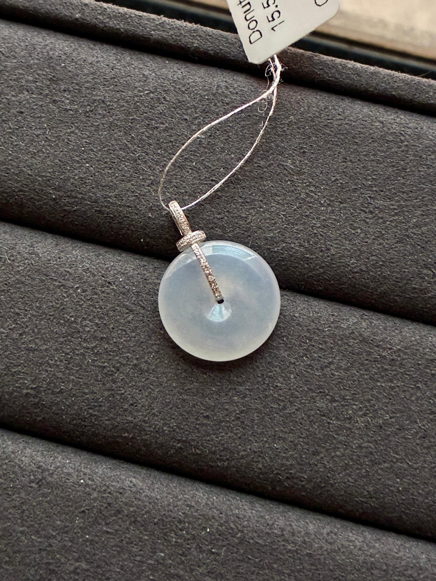 18K Waxy Colorless Donut Pendant