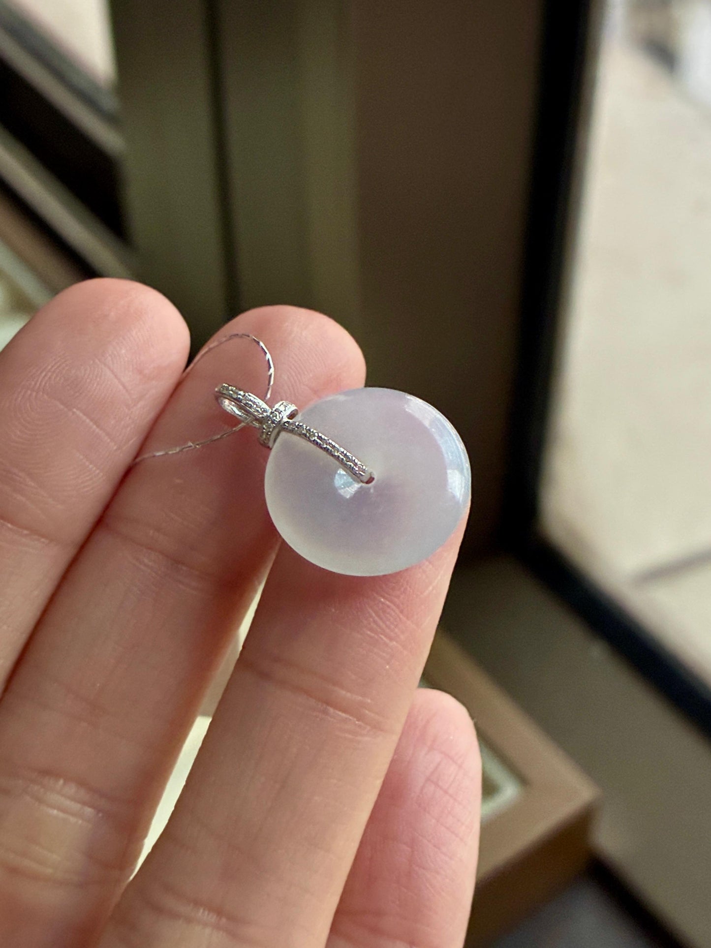 18K Waxy Colorless Donut Pendant