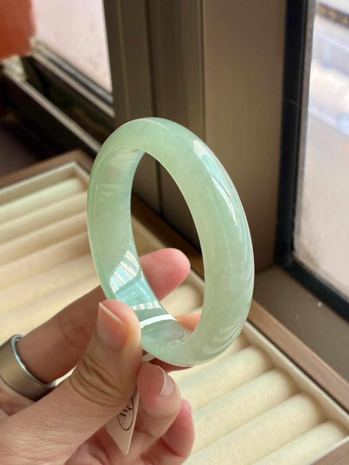52.9mm Icy Sweet Apple Green