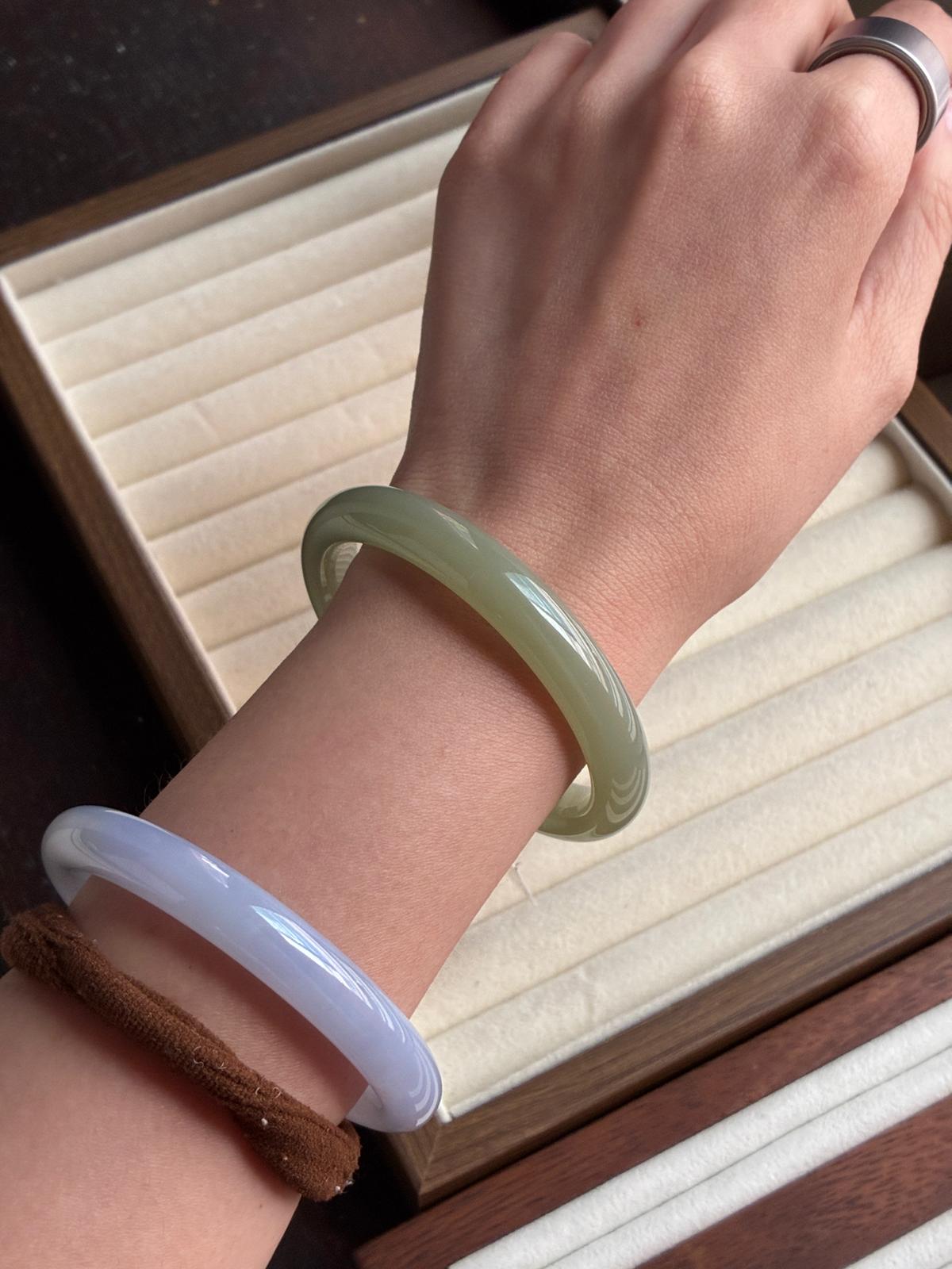 53.7mm Nephrite Jade Lake Green (Slim)