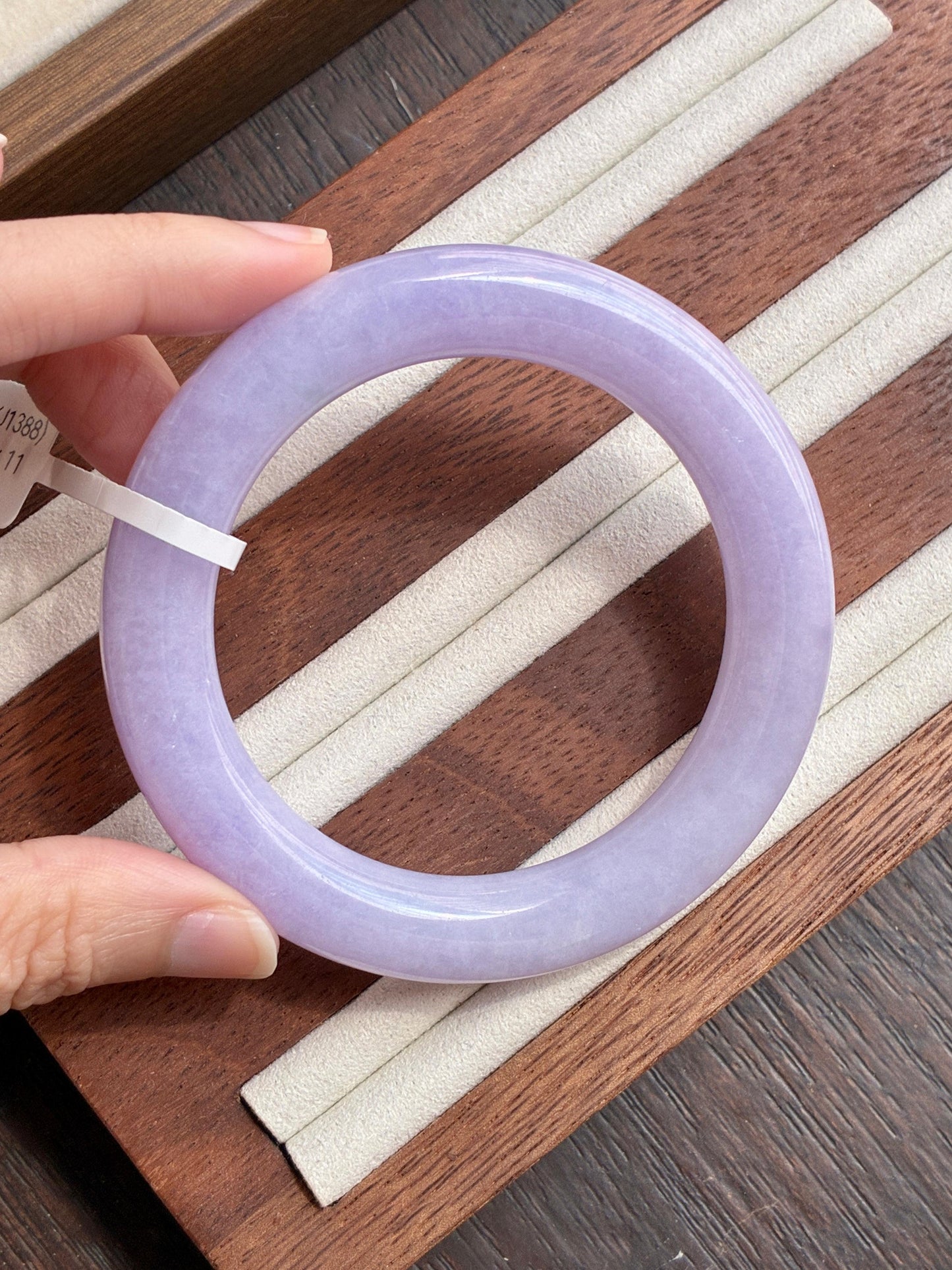 54.3mm Vivid Red-hued Lavender (Collector's Grade)
