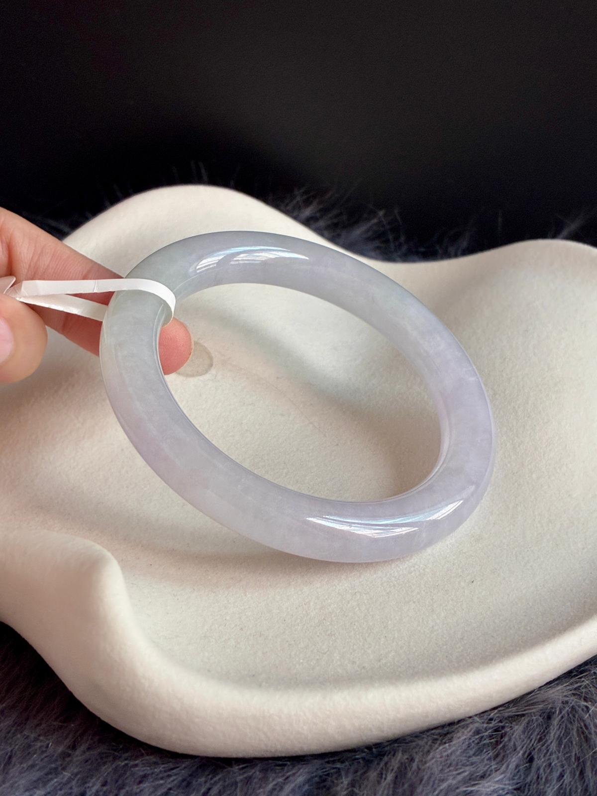 54.3mm Icy Light Lavender with Green (Premium Cut!)