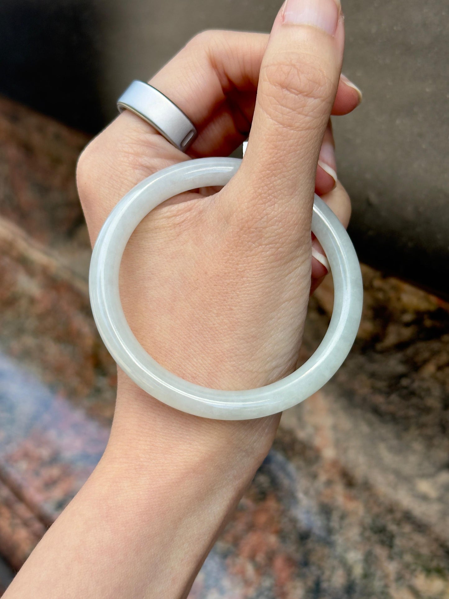 52.4mm Near White (Slim Cut)