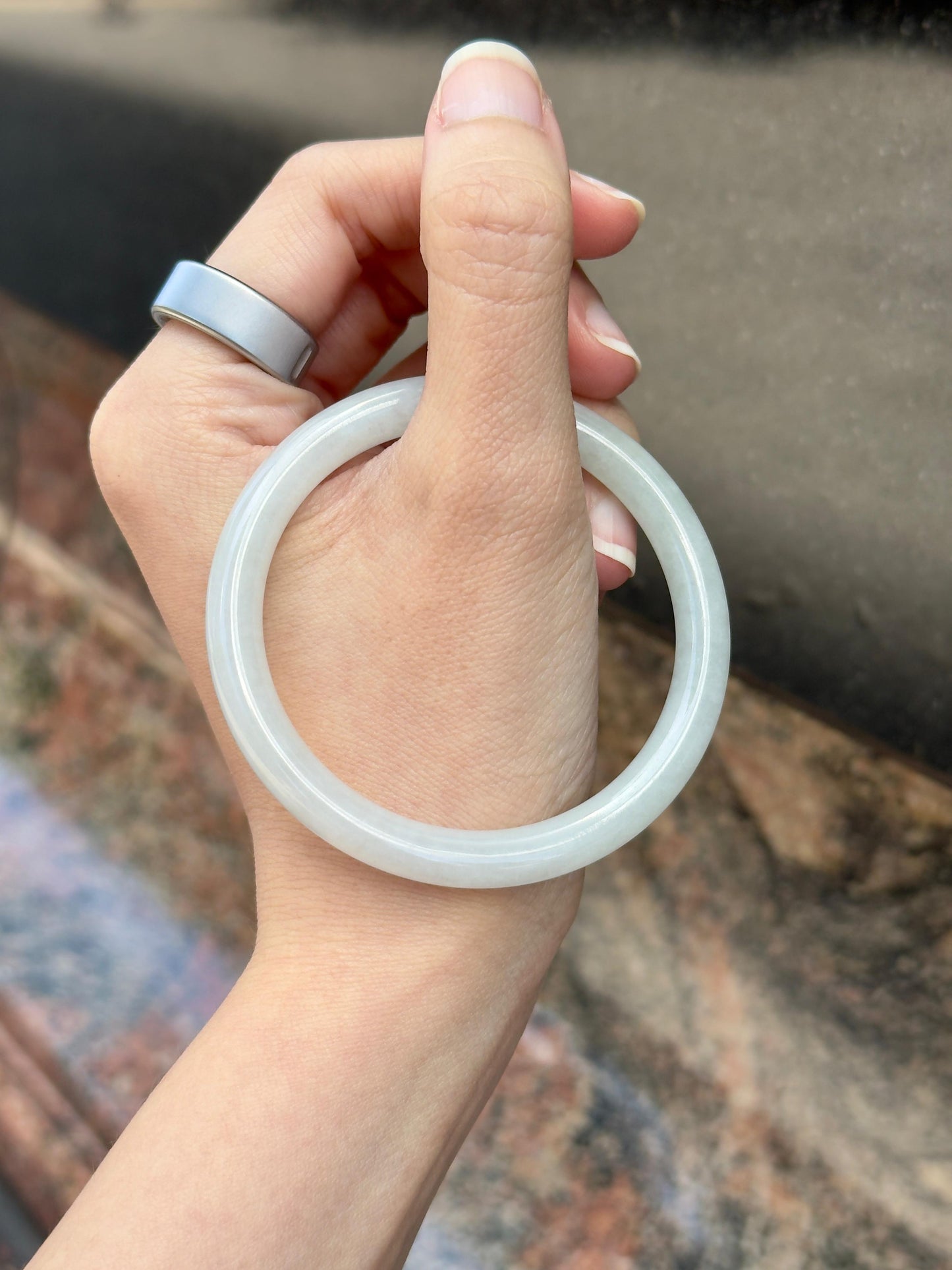 52.4mm Near White (Slim Cut)