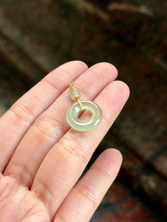 18K Glowy Light Green Bagel Pendant (WG & YG)