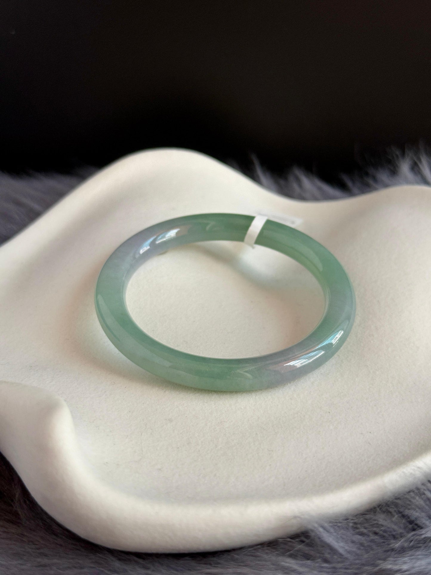 53.3mm Vivid Bluish Green with Lavender