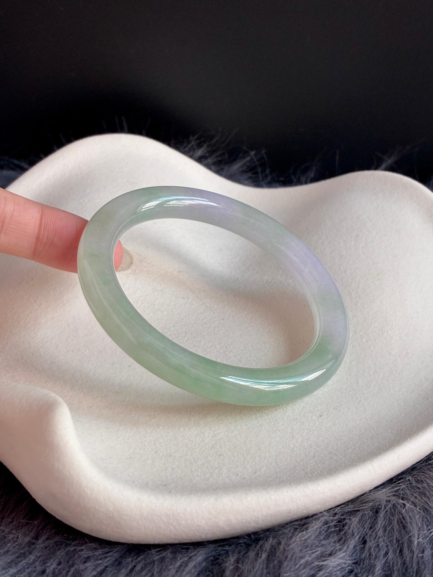 53.8mm Icy Apple Green with Lavender (Rare!)