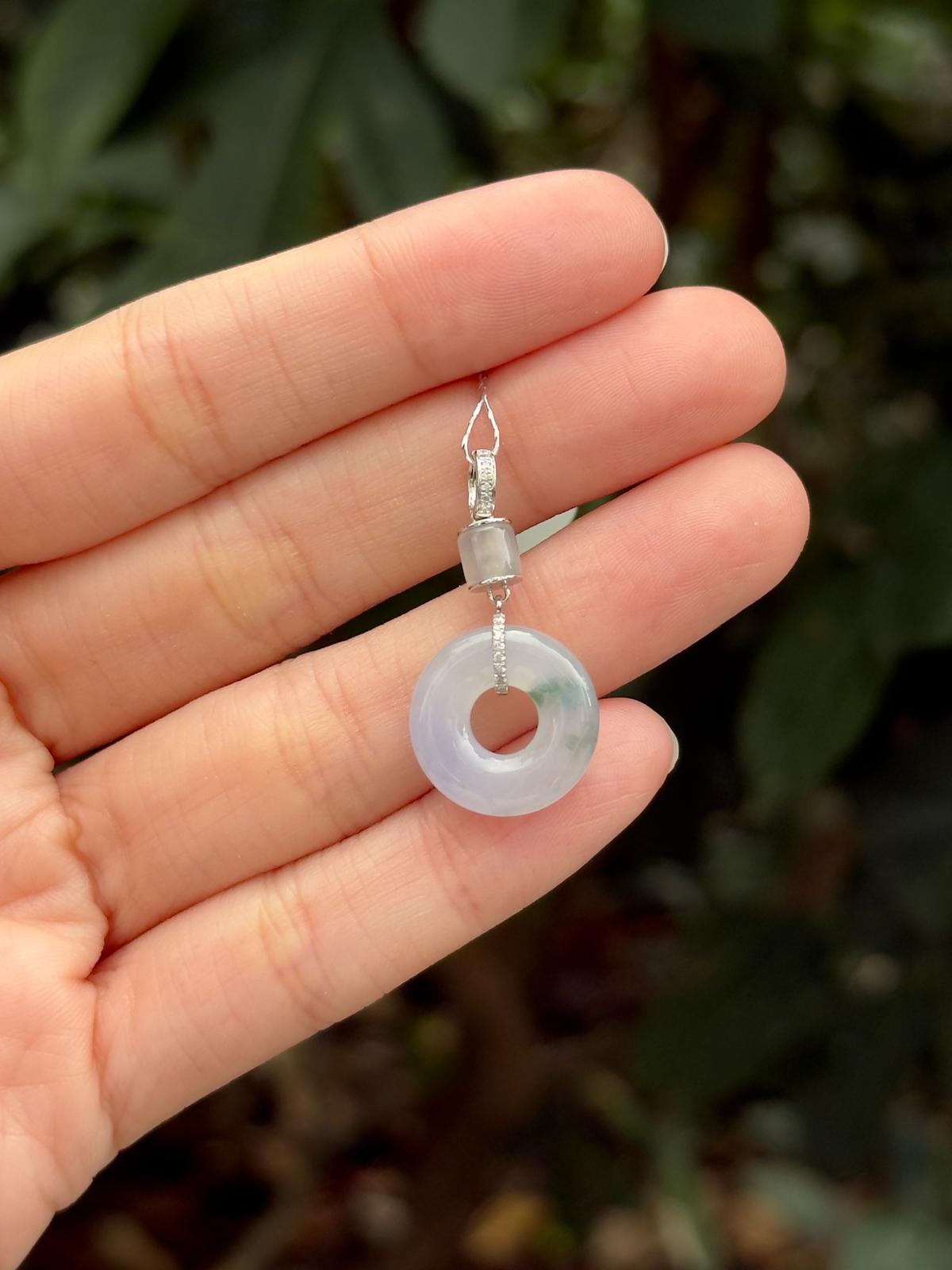18K Icy Jelly Monet Donut Pendant