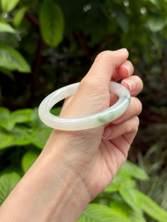 51.3mm Icy Snow White with Green