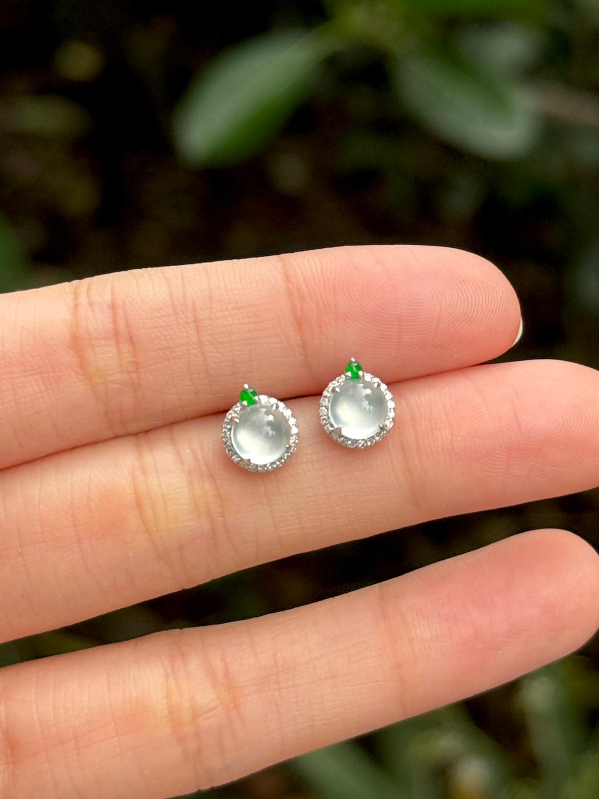 18K Round Halo Earrings with Green (Icy Variety)
