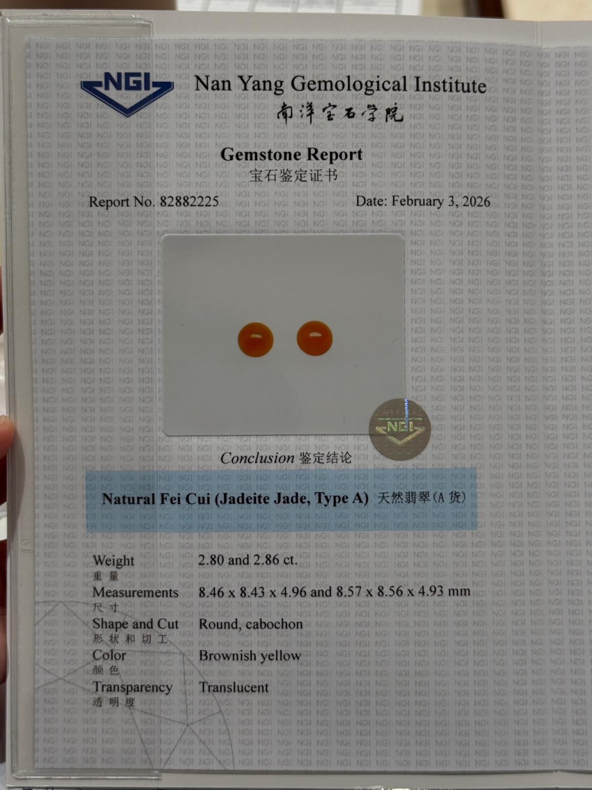 Pair of Fanta Round Cabochons (Rare!)