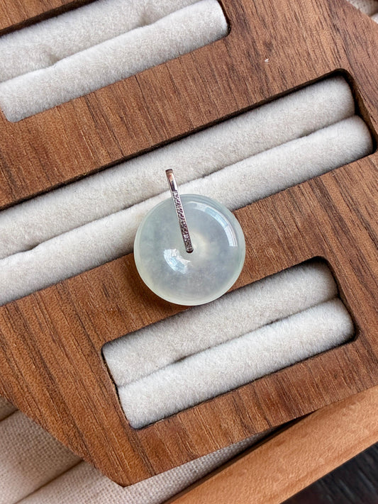18K Icy Colorless Donut Pendant (Thick Cut!)