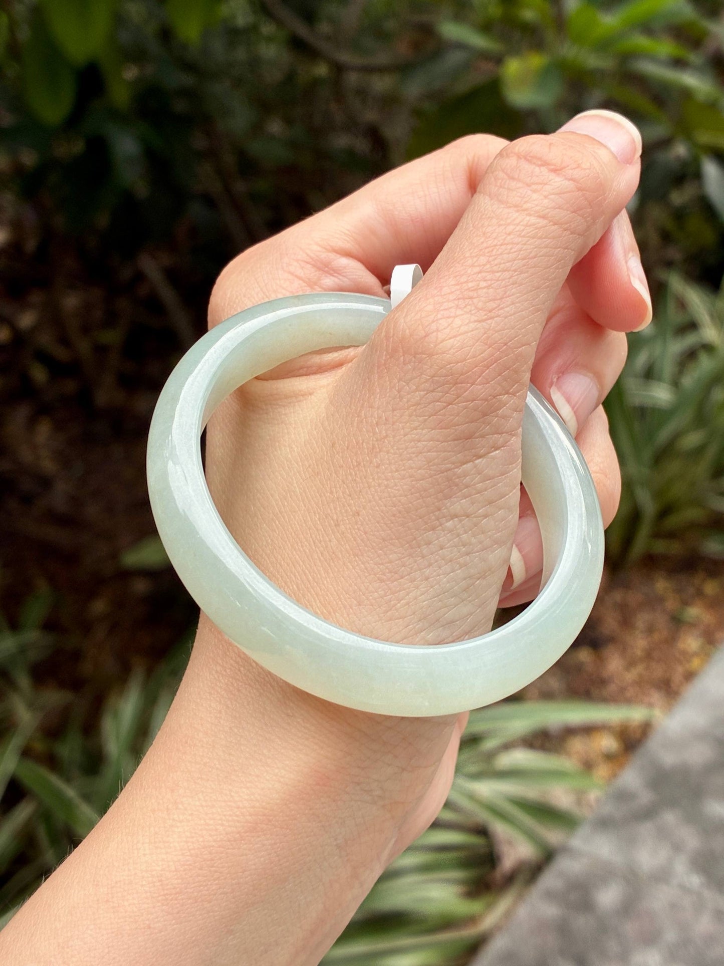 54.0mm Icy Jelly Faint Green Oval (Premium)