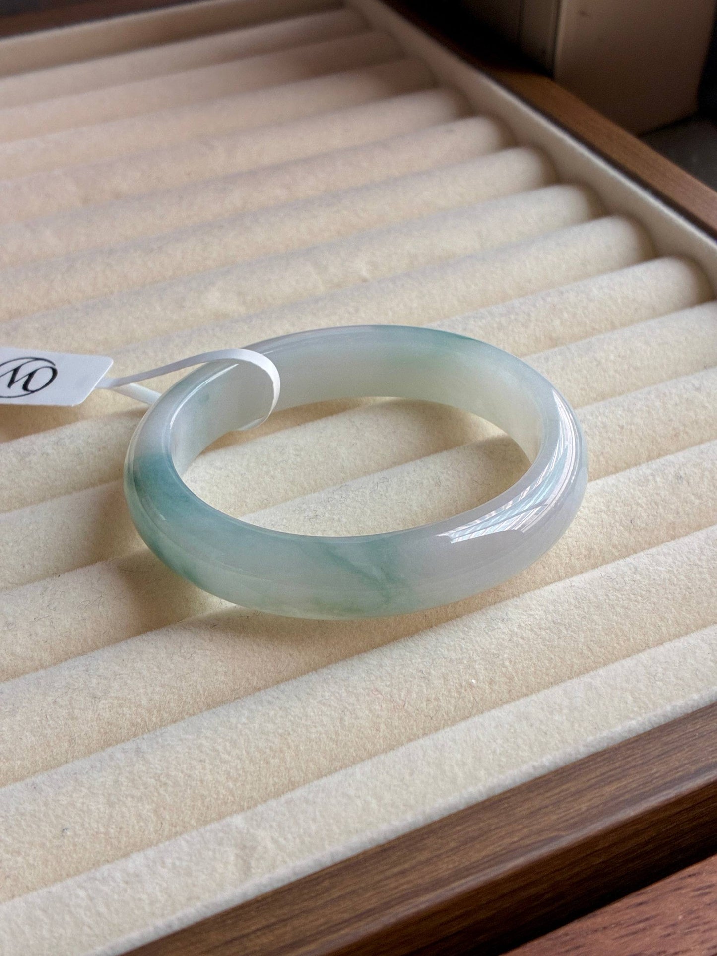 52.4mm Icy Jelly White Florals (Oval)