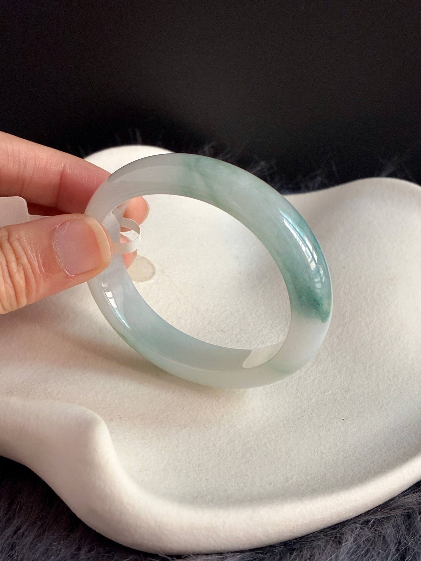 52.4mm Icy Jelly White Florals (Oval)