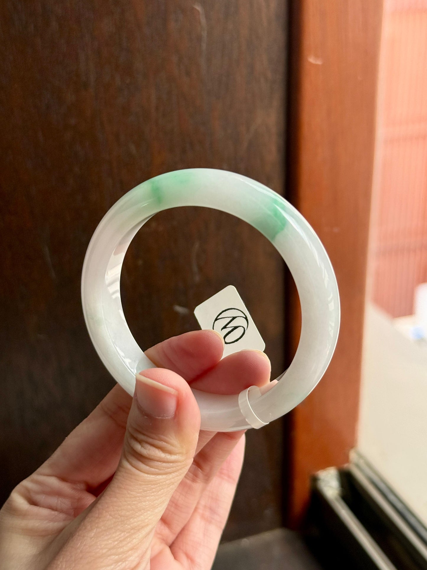 55.6mm Porcelain White with Green