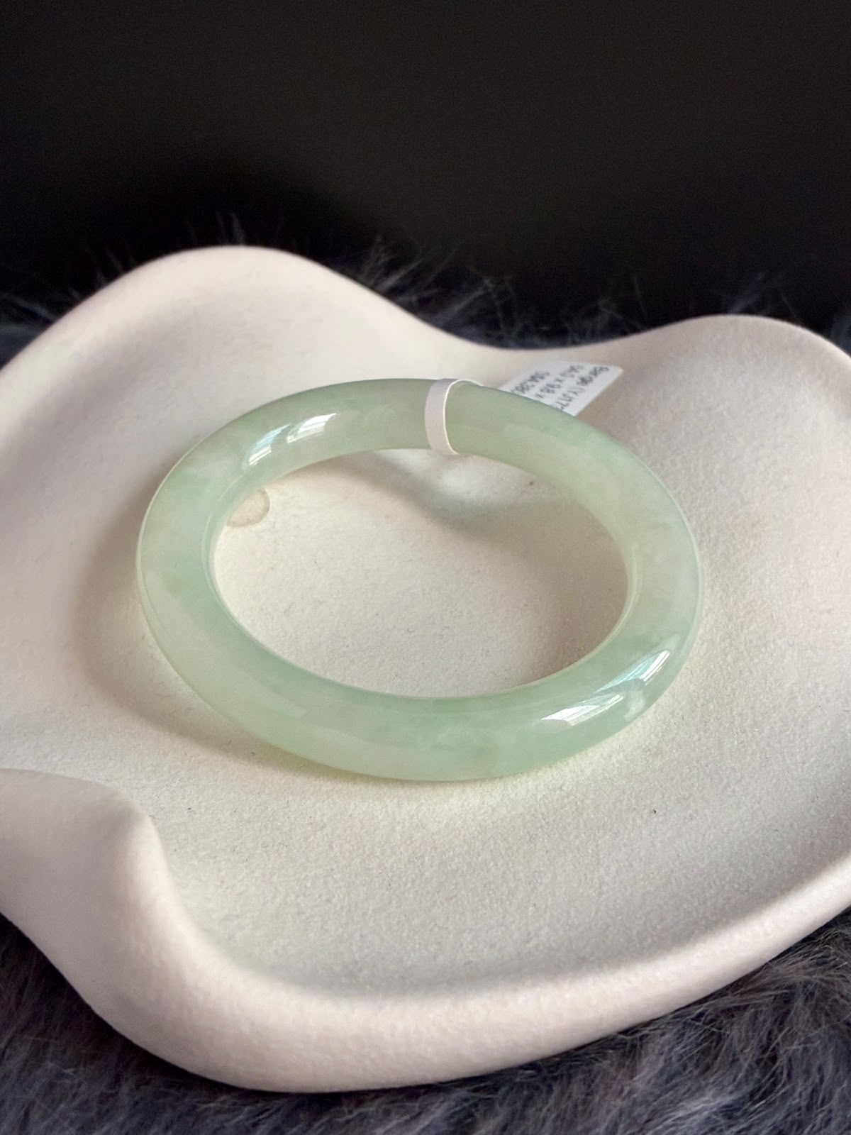 54.0mm Icy Faint Sweet Green