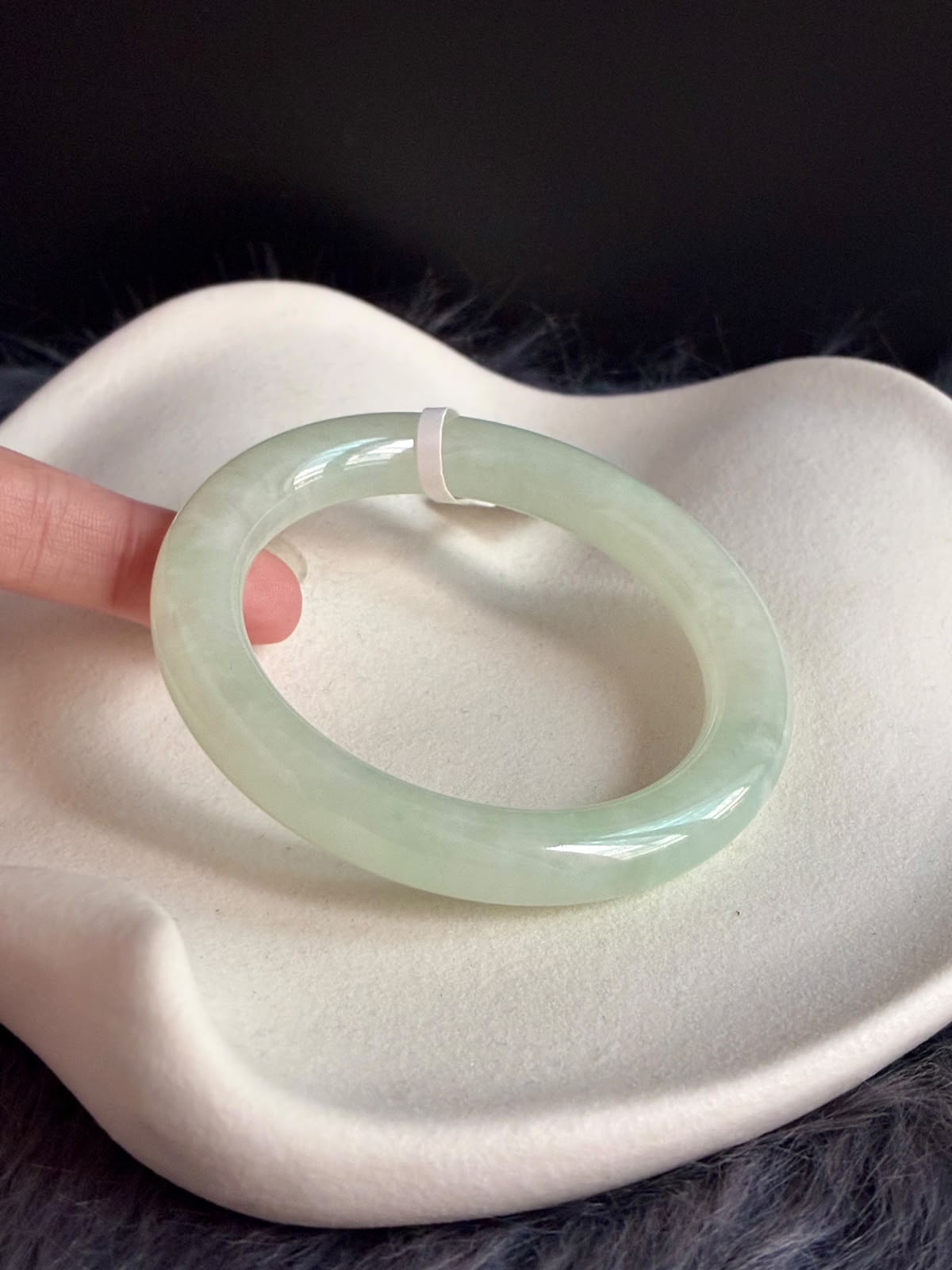 54.0mm Icy Faint Sweet Green