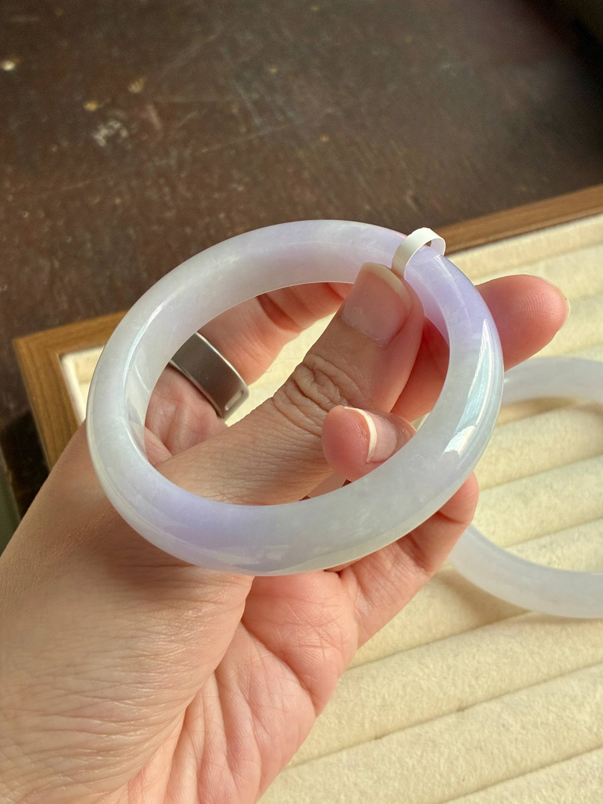 53.3mm Vivid Lavender Panda (Premium Cut!)